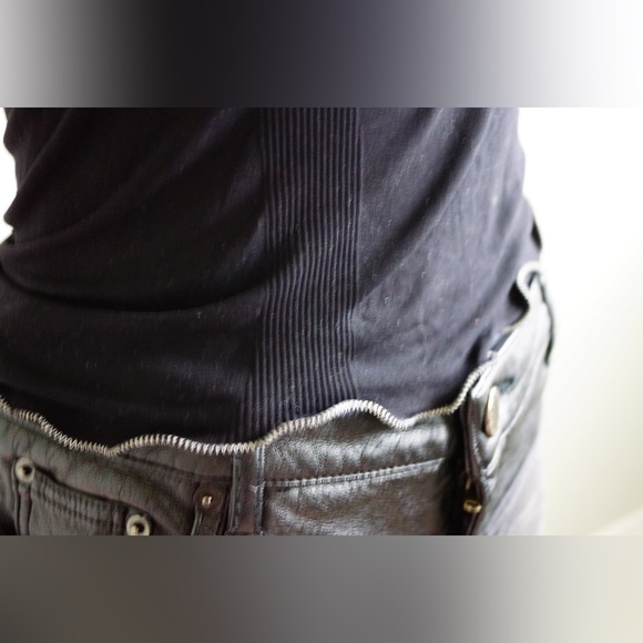 Prada sport black top NWT - Picture 3 of 8